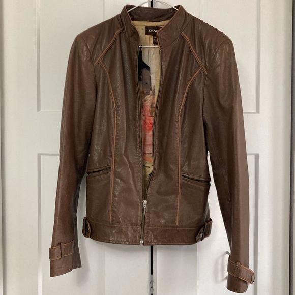 Danier leather Moto jacket - Picture 2 of 9
